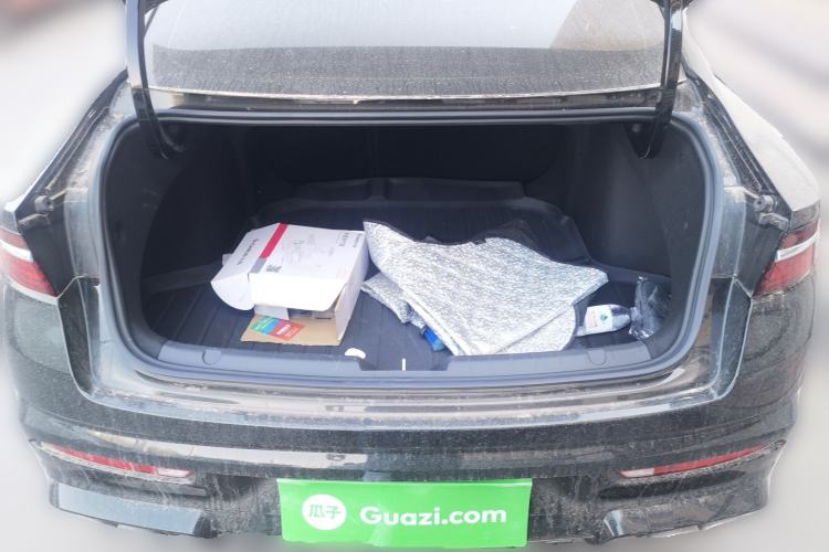 Used Geely Auto Preface 2025 Dongfang Yao 1.5TD Kunlun Edition Trunk