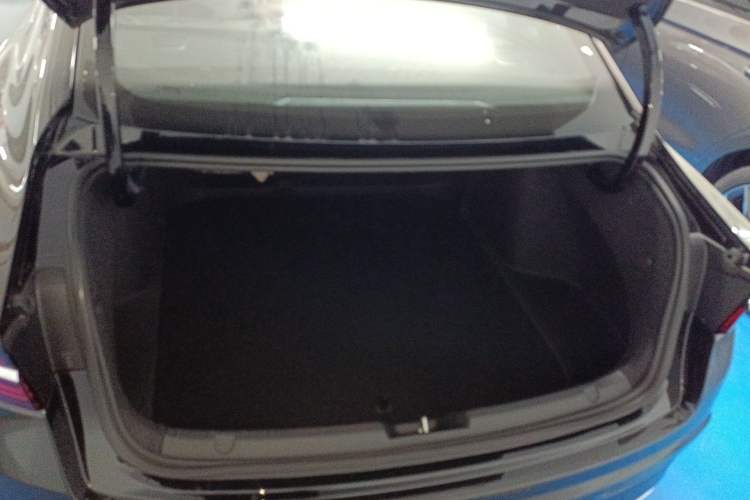 Used Geely Auto Preface 2025 Dongfang Yao 1.5TD Fuyao Edition Trunk