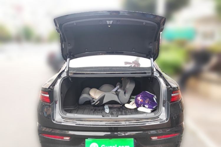 Used Geely Auto Preface 2025 Dongfang Yao 1.5TD Fuyao Edition Trunk