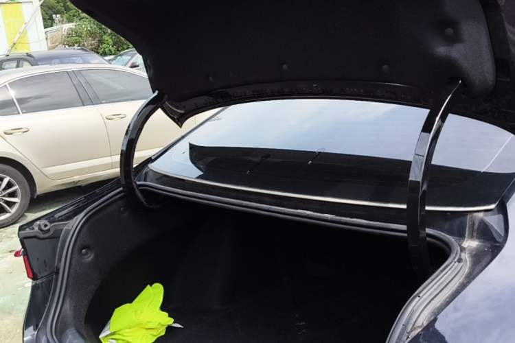 Used Geely Auto Preface 2025 Dongfang Yao 1.5TD Kunlun Edition Trunk