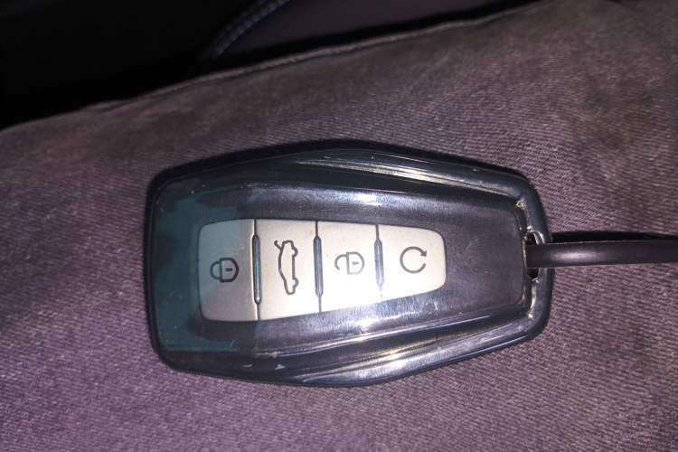 Used Geely Auto Preface 2025 Dongfang Yao 1.5TD Kunlun Edition Vehicle Key