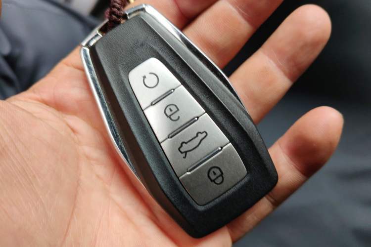 Used Geely Auto Preface 2025 Dongfang Yao 2.0TD Lanxing Edition Vehicle Key