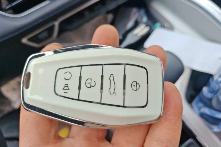 Used Geely Auto Preface 2025 Dongfang Yao 1.5TD Kunlun Edition Vehicle Key