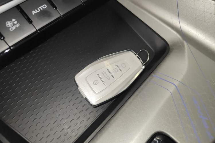 Used Geely Auto Preface 2025 Dongfang Yao 1.5TD Fuyao Edition Vehicle Key