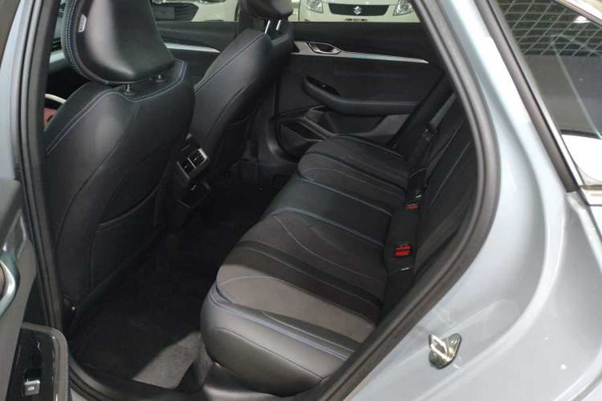 Used Geely Auto Preface 2025 Dongfang Yao 2.0TD Lanxing Edition Left Rear Seat
