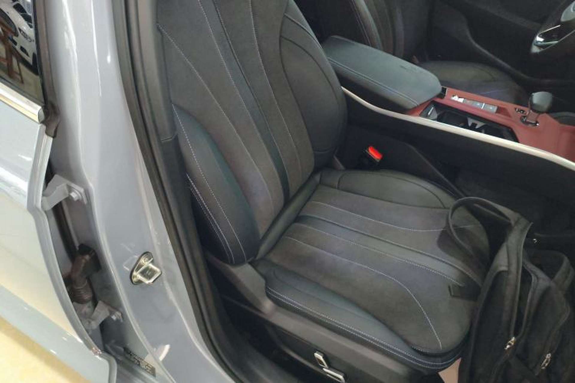 Used Geely Auto Preface 2025 Dongfang Yao 2.0TD Lanxing Edition Right Front Seat