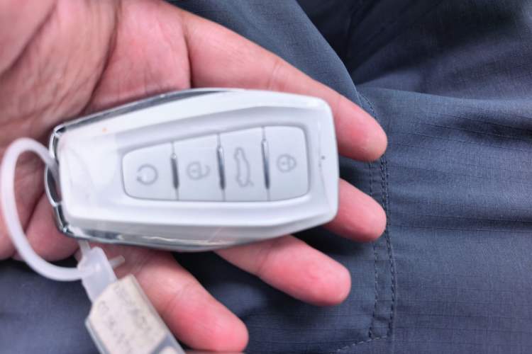 Used Geely Auto Preface 2025 Dongfang Yao 1.5TD Kunlun Edition Vehicle Key