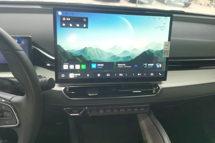 Used Geely Auto Preface 2025 Dongfang Yao 1.5TD Kunlun Edition Audio And AC Panel