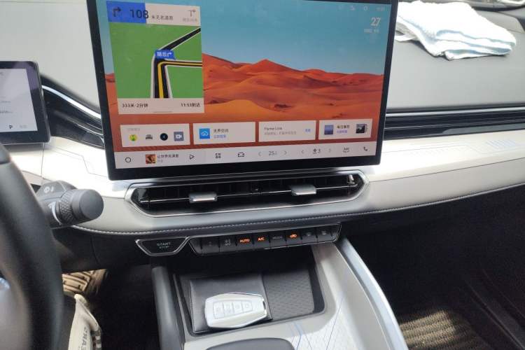 Used Geely Auto Preface 2025 Dongfang Yao 1.5TD Kunlun Edition Audio And AC Panel