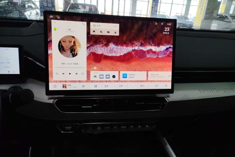Used Geely Auto Preface 2025 Dongfang Yao 2.0TD Moonlight Edition Audio And AC Panel