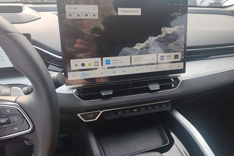 Used Geely Auto Preface 2025 Dongfang Yao 2.0TD Moonlight Edition Audio And AC Panel