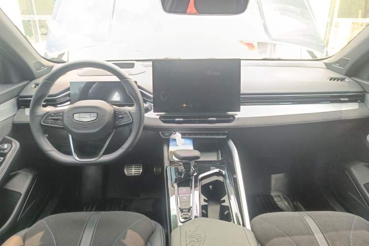 Used Geely Auto Preface 2025 Dongfang Yao 2.0TD Moonlight Edition Audio And AC Panel