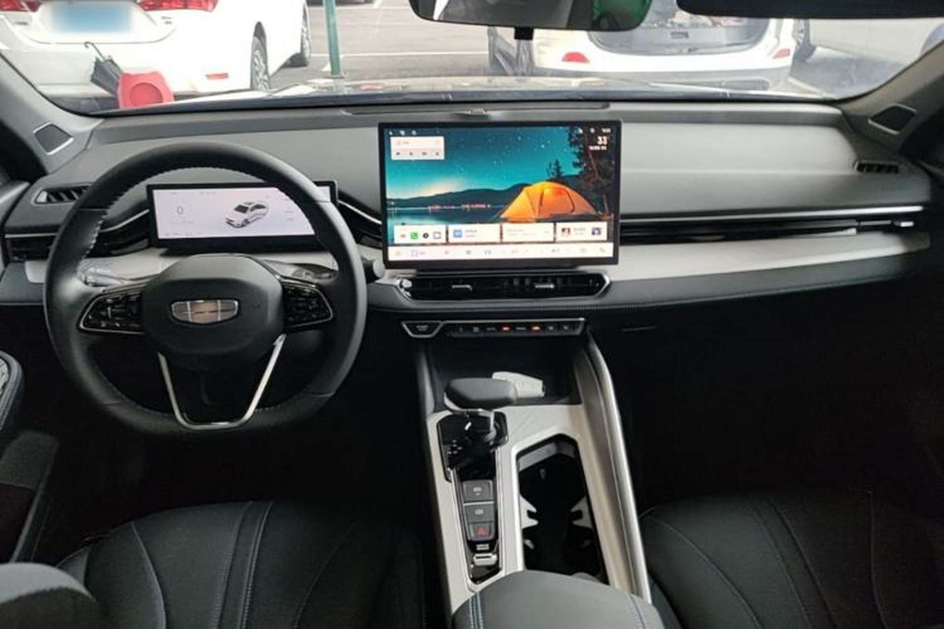 Used Geely Auto Preface 2025 Dongfang Yao 1.5TD Kunlun Edition Center Console