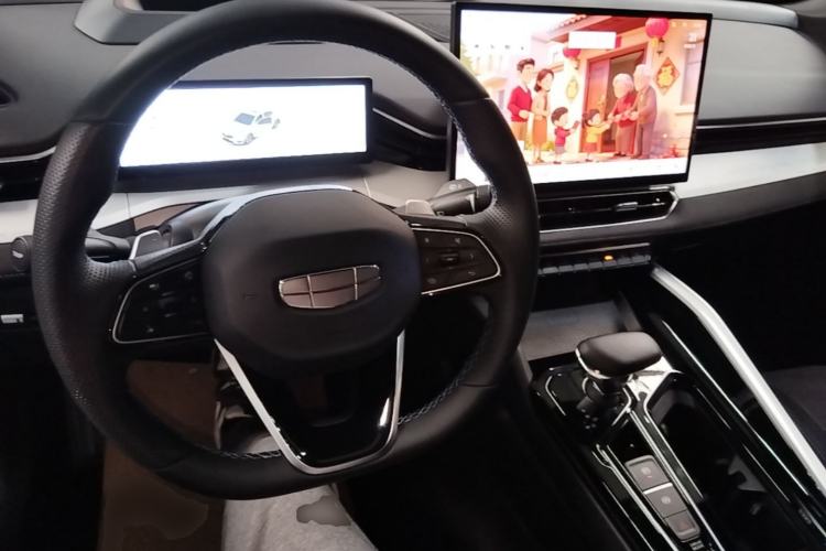 Used Geely Auto Preface 2025 Dongfang Yao 2.0TD Moonlight Edition Center Console