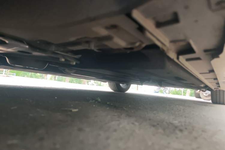 Used Geely Auto Preface 2025 Dongfang Yao 1.5TD Kunlun Edition Chassis Front Left