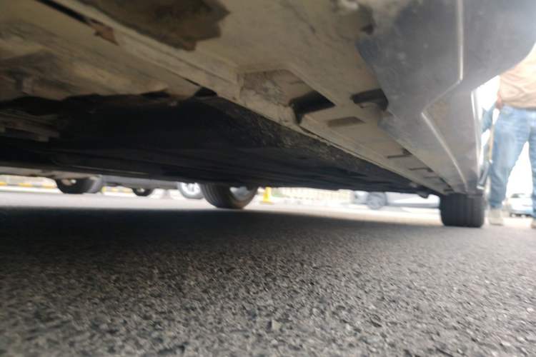 Used Geely Auto Preface 2025 Dongfang Yao 1.5TD Kunlun Edition Chassis Front Left