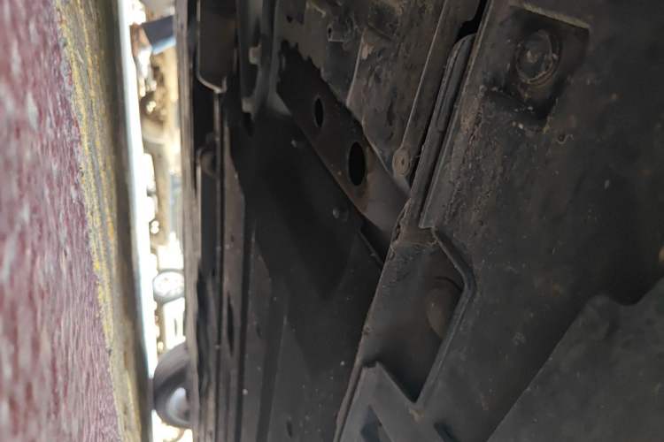 Used Geely Auto Preface 2025 Dongfang Yao 1.5TD Kunlun Edition Chassis Front Left