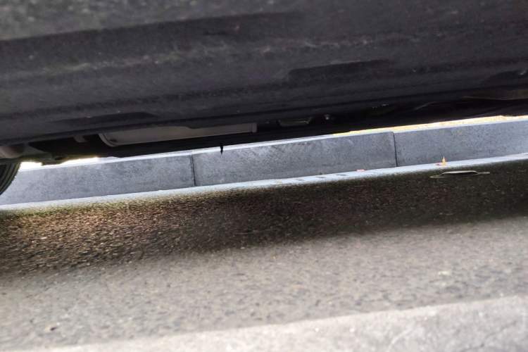 Used Geely Auto Preface 2025 Dongfang Yao 1.5TD Kunlun Edition Chassis Front Right