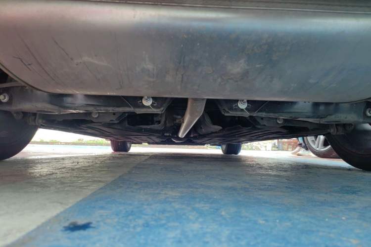 Used Geely Auto Preface 2025 Dongfang Yao 1.5TD Kunlun Edition Chassis Rear