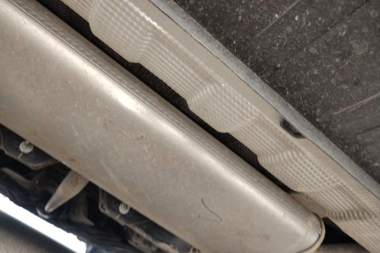 Used Geely Auto Preface 2025 Dongfang Yao 1.5TD Kunlun Edition Chassis Rear