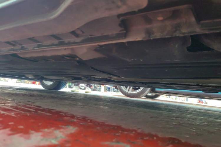 Used Geely Auto Preface 2025 Dongfang Yao 1.5TD Kunlun Edition Chassis Rear Left