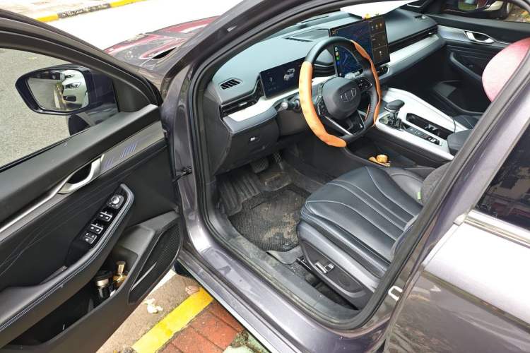 Used Geely Auto Preface 2025 Dongfang Yao 1.5TD Kunlun Edition Driver Seat
