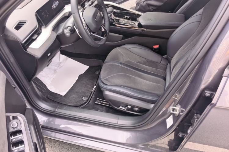 Used Geely Auto Preface 2025 Dongfang Yao 2.0TD Moonlight Edition Driver Seat