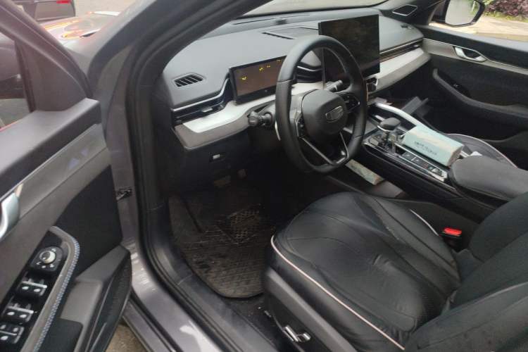 Used Geely Auto Preface 2025 Dongfang Yao 2.0TD Jin Chao Edition Driver Seat