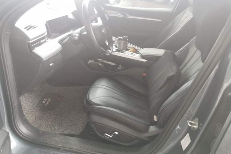 Used Geely Auto Preface 2025 Dongfang Yao 1.5TD Kunlun Edition Driver Seat