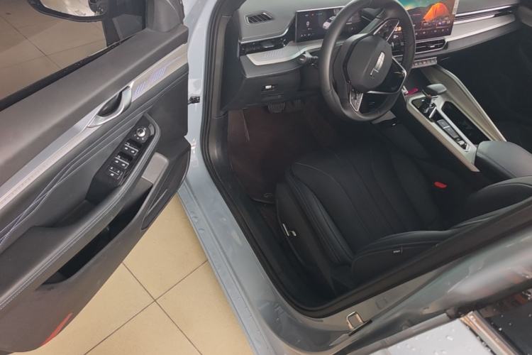 Used Geely Auto Preface 2025 Dongfang Yao 1.5TD Fuyao Edition Driver Seat