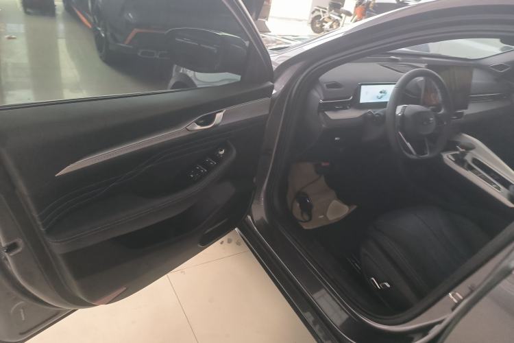 Used Geely Auto Preface 2025 Dongfang Yao 1.5TD Fuyao Edition Driver Seat