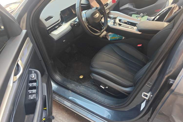 Used Geely Auto Preface 2025 Dongfang Yao 1.5TD Kunlun Edition Driver Seat