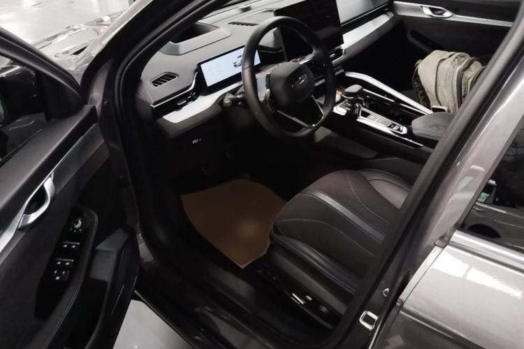 Used Geely Auto Preface 2025 Dongfang Yao 2.0TD Moonlight Edition Driver Seat