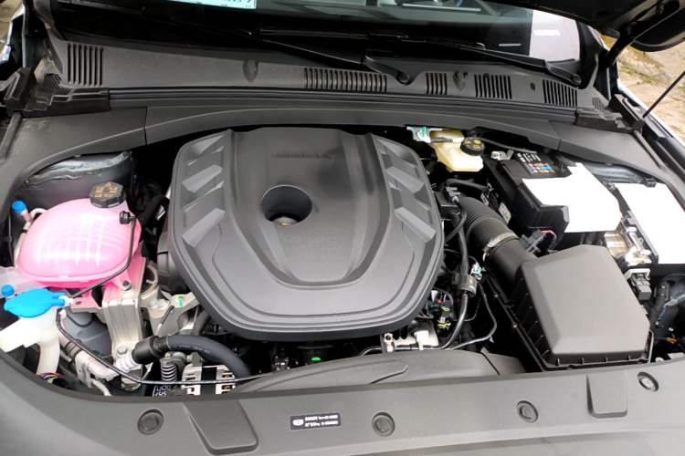 Used Geely Auto Preface 2025 Dongfang Yao 2.0TD Lanxing Edition Engine Bay