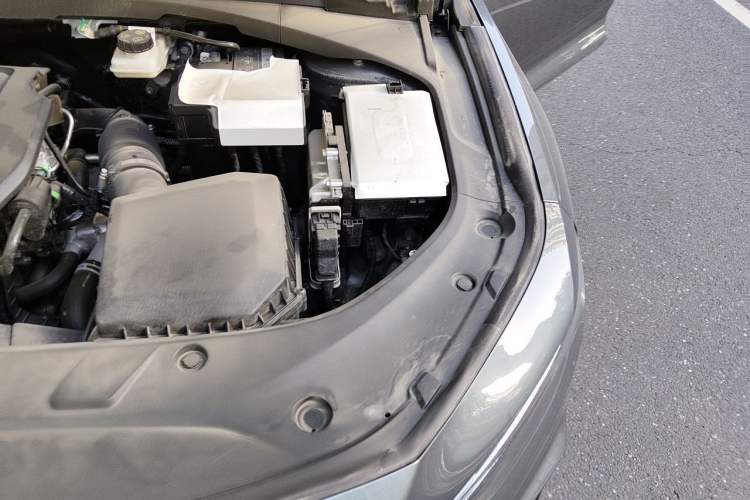 Used Geely Auto Preface 2025 Dongfang Yao 1.5TD Kunlun Edition Engine Bay Left