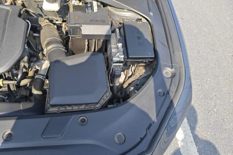 Used Geely Auto Preface 2025 Dongfang Yao 1.5TD Fuyao Edition Engine Bay Left