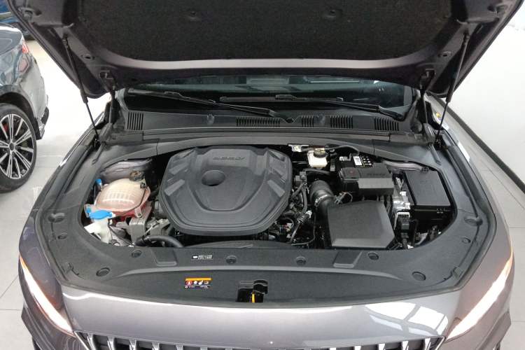 Used Geely Auto Preface 2025 Dongfang Yao 2.0TD Lanxing Edition Engine Bay