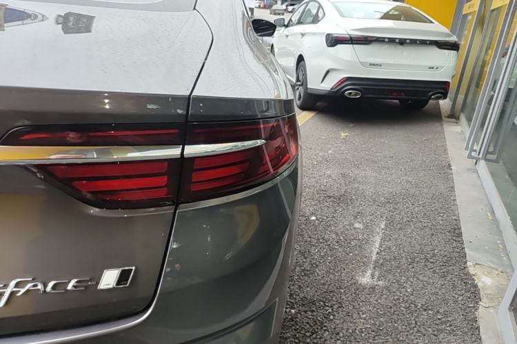 Used Geely Auto Preface 2025 Dongfang Yao 1.5TD Fuyao Edition Exterior 3