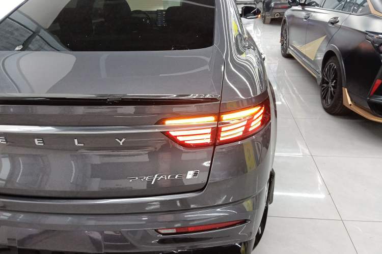 Used Geely Auto Preface 2025 Dongfang Yao 2.0TD Lanxing Edition Exterior 3