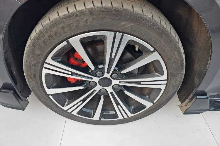 Used Geely Auto Preface 2025 Dongfang Yao 2.0TD Moonlight Edition Exterior 4