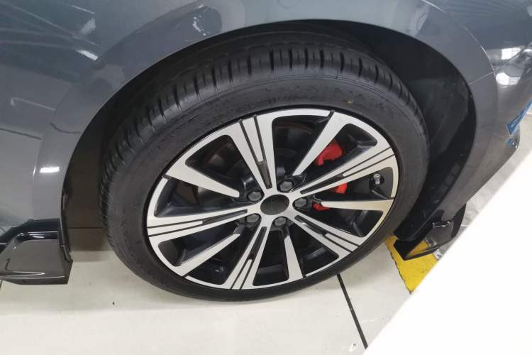 Used Geely Auto Preface 2025 Dongfang Yao 1.5TD Kunlun Edition Exterior 5