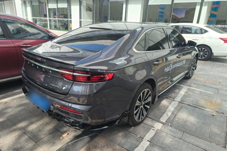 Used Geely Auto Preface 2025 Dongfang Yao 2.0TD Moonlight Edition Exterior 5