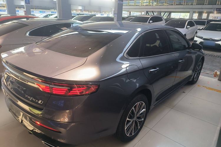 Used Geely Auto Preface 2025 Dongfang Yao 1.5TD Fuyao Edition Exterior 5