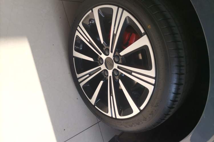 Used Geely Auto Preface 2025 Dongfang Yao 1.5TD Kunlun Edition Exterior 5