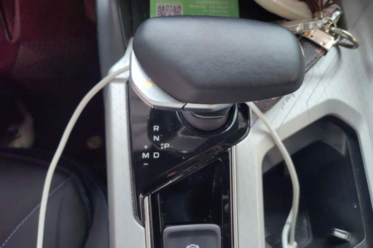 Used Geely Auto Preface 2025 Dongfang Yao 1.5TD Kunlun Edition Gear Lever