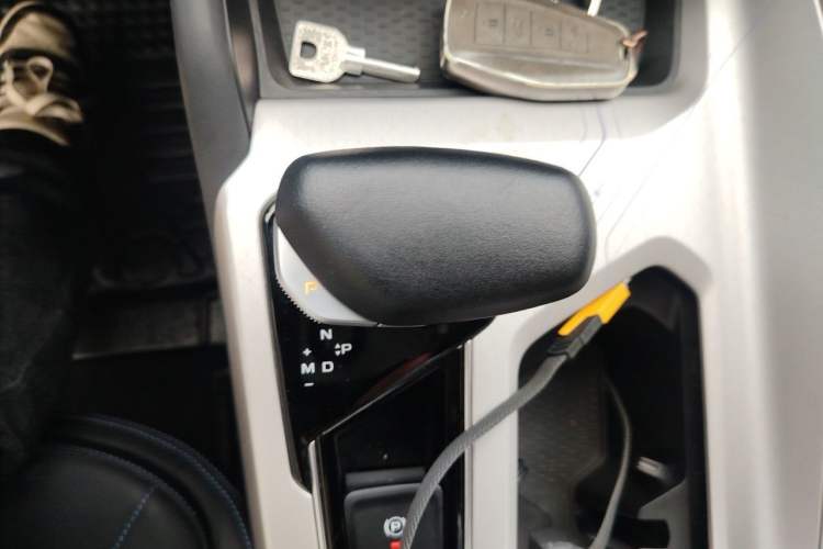 Used Geely Auto Preface 2025 Dongfang Yao 1.5TD Kunlun Edition Gear Lever
