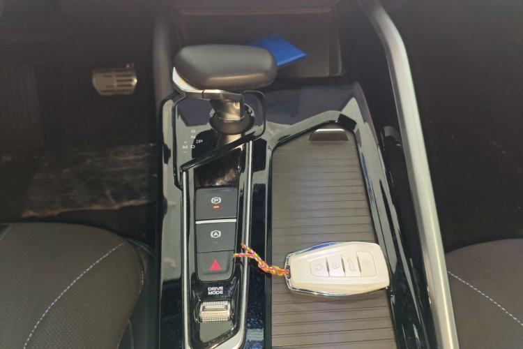 Used Geely Auto Preface 2025 Dongfang Yao 2.0TD Moonlight Edition Gear Lever