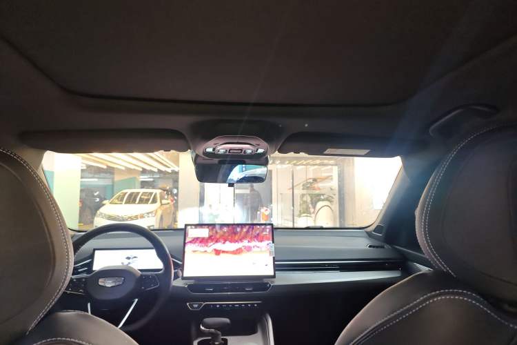 Used Geely Auto Preface 2025 Dongfang Yao 1.5TD Fuyao Edition Headliner