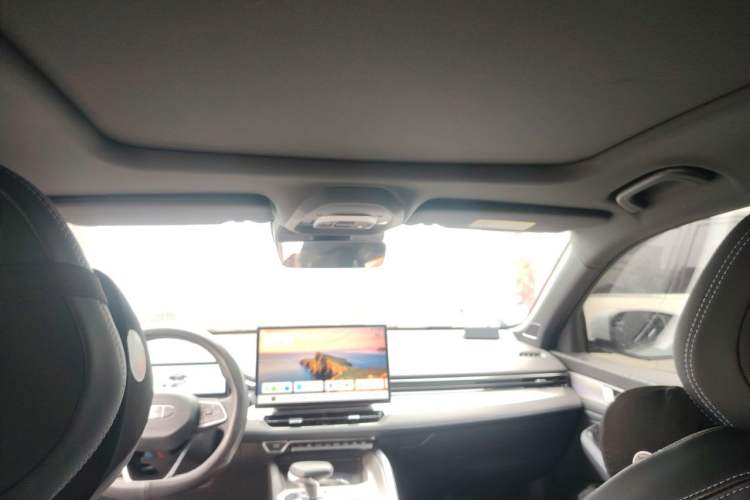 Used Geely Auto Preface 2025 Dongfang Yao 1.5TD Kunlun Edition Headliner