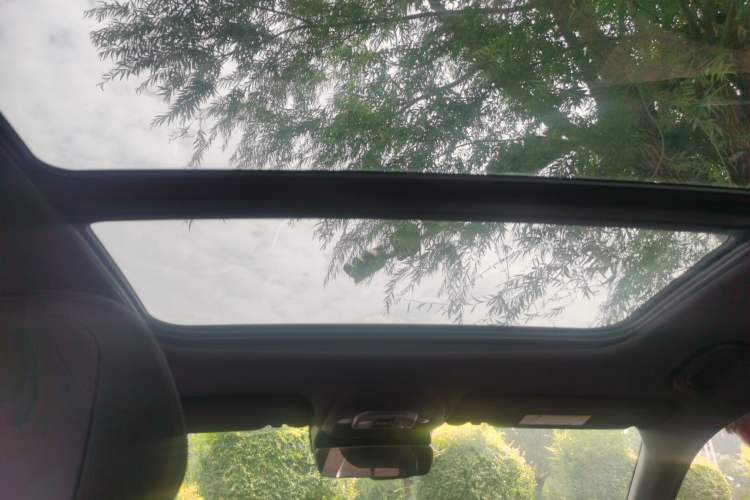 Used Geely Auto Preface 2025 Dongfang Yao 1.5TD Fuyao Edition Headliner